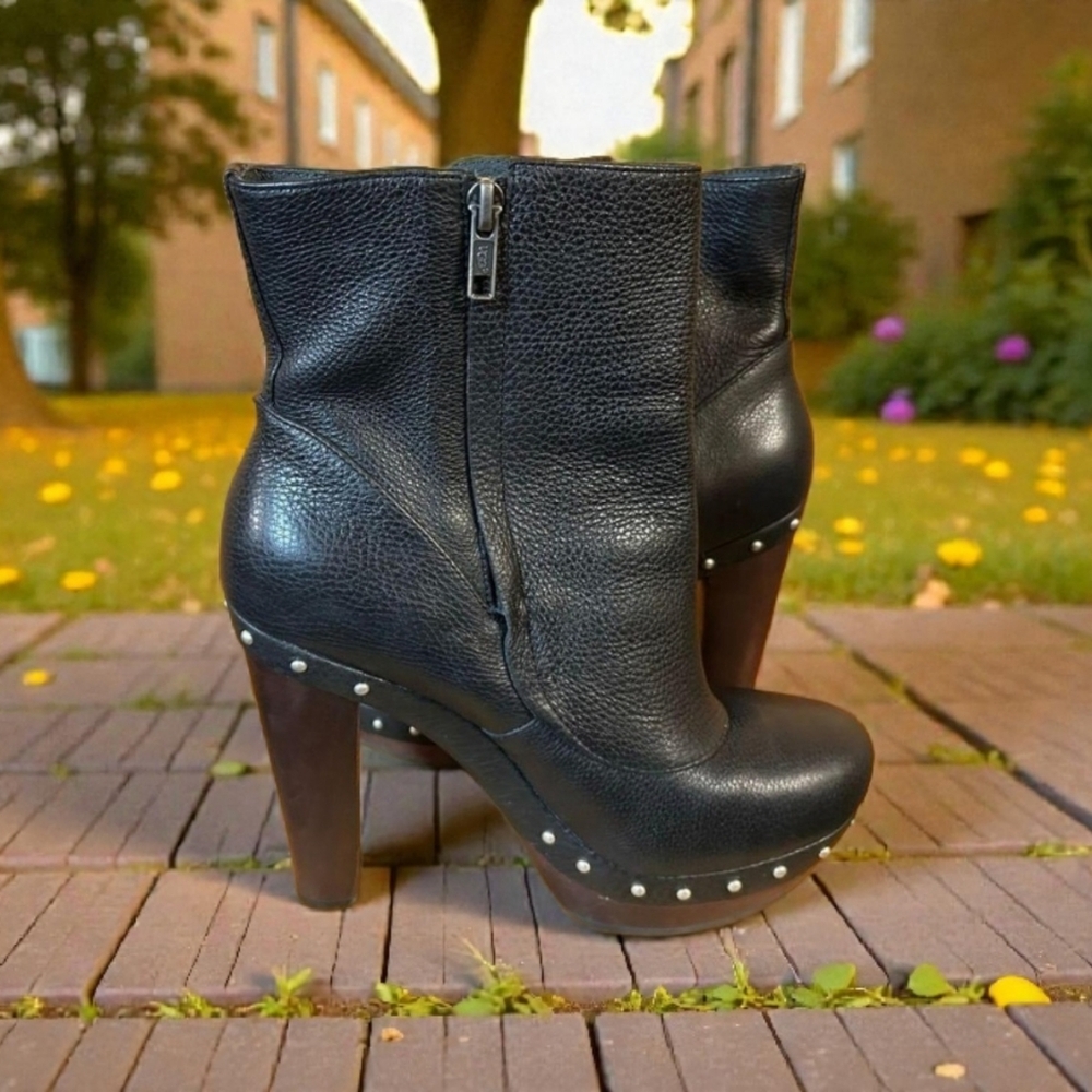 UGG " COSIMA " GENUINE SOFT BLACK LEATHER PLATFORM BOOTS - Picture 4 of 14